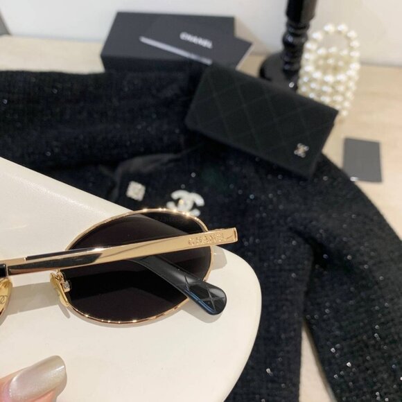 Chanel CH2227-S Round Gold Sunglasses 55-18-140 main image 5
